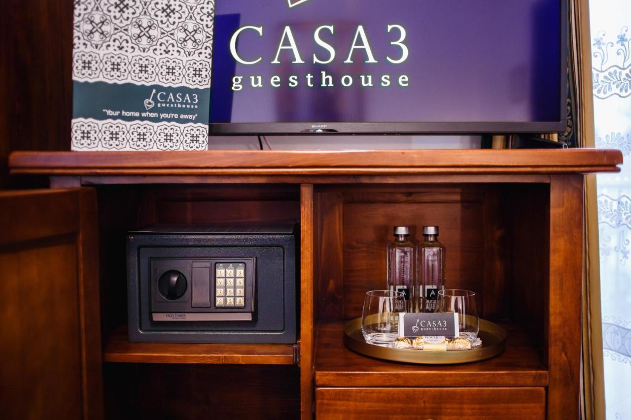 Casa 3 Guesthouse Oradea Exteriör bild