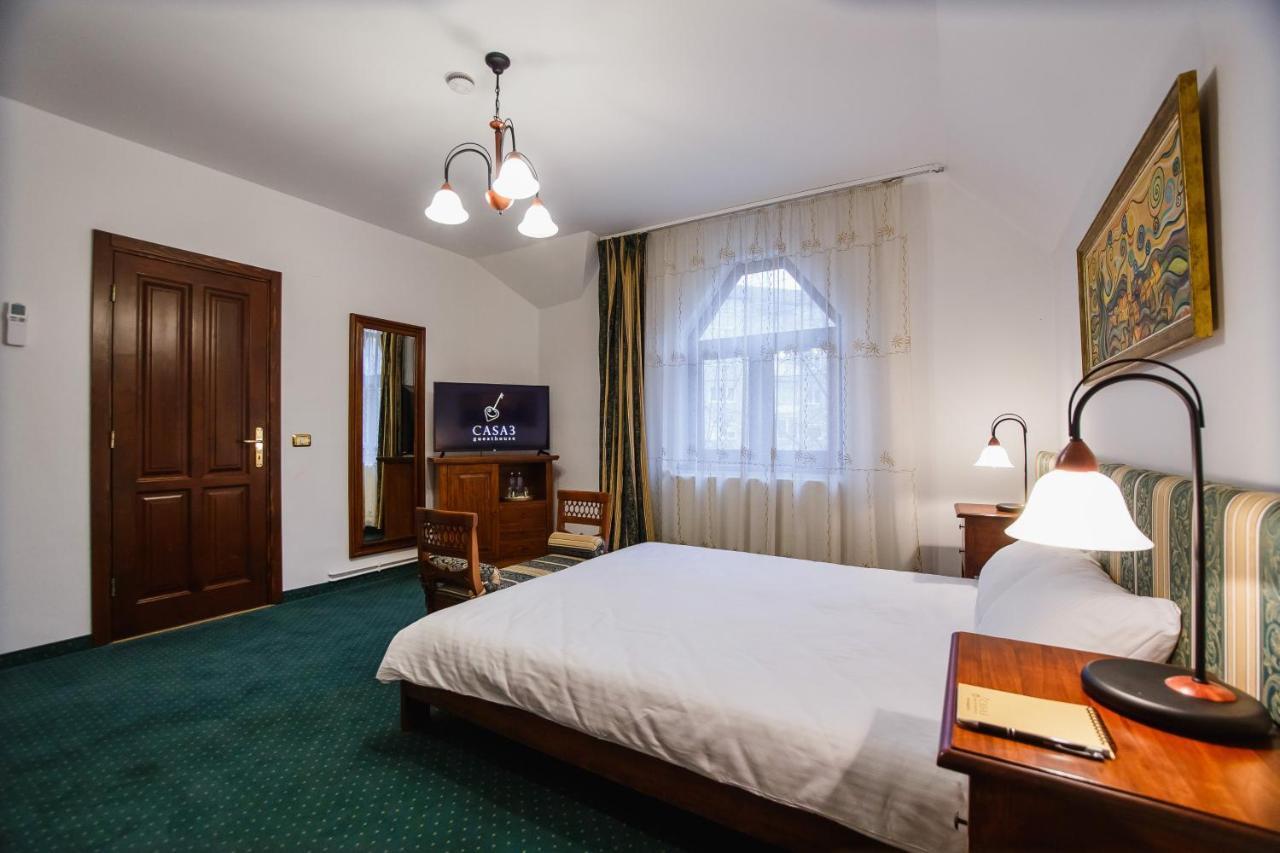 Casa 3 Guesthouse Oradea Exteriör bild